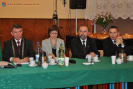 16 - na zdjęciu od lewej Włodzimierz Jędrzejak, starosta ostrowski, Donata Kupczyk, skarbnik, Krzysztof Rasiak, wicestarosta ostrowski oraz Mirosław Rychlik, sekretarz