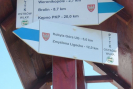 tabliczki_na_tablicy_w_marcinkach.jpg