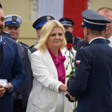 Święto Policji w Ostrowie. Odznaczenia i awanse dla 109 funkcjonariuszy 
