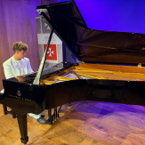 Europejski sukces pianisty ZSM