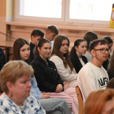 Dizajn, phishing i omomierz, czyli Konkurs Ortograficzny o „Pióro Starosty Ostrowskiego”