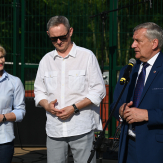 Samorządowcy miej formalnie 