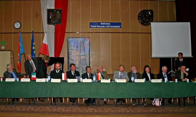 * 2006_konferencja_powiat_ue.jpg