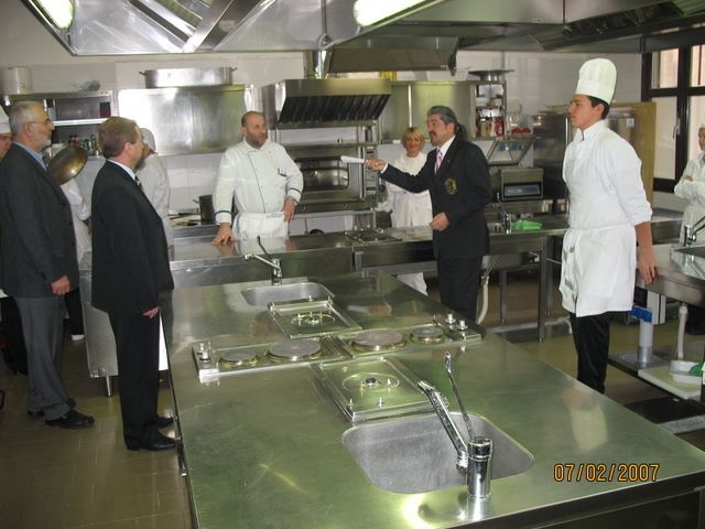 * 2007_przygotowanie_wymiany.jpg