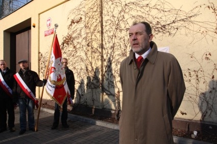 * tablica_areszt_51_sr