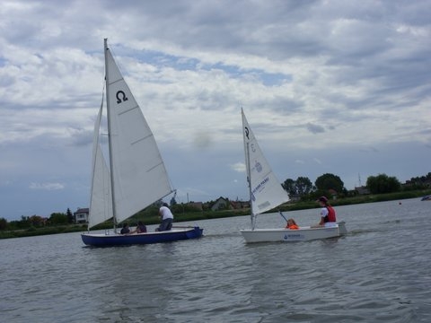 * SDC10647