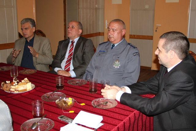 * img_6742.jpg