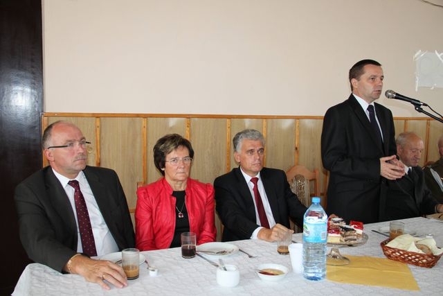 * img_1177.jpg