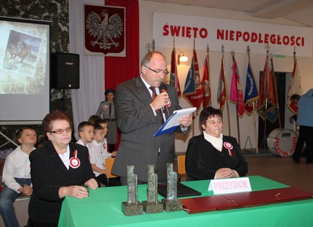 * img_4977.jpg
