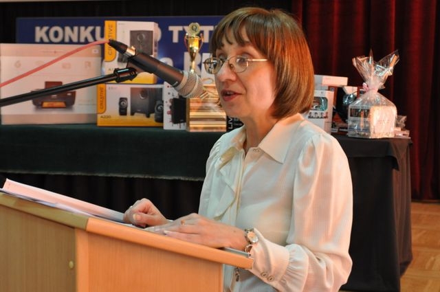 * elektronik_2013_029_a_oplocka