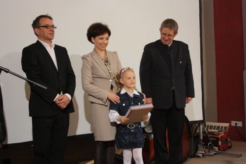 * dzie_bibliotekarza_35_jpg_-srodek-500x334