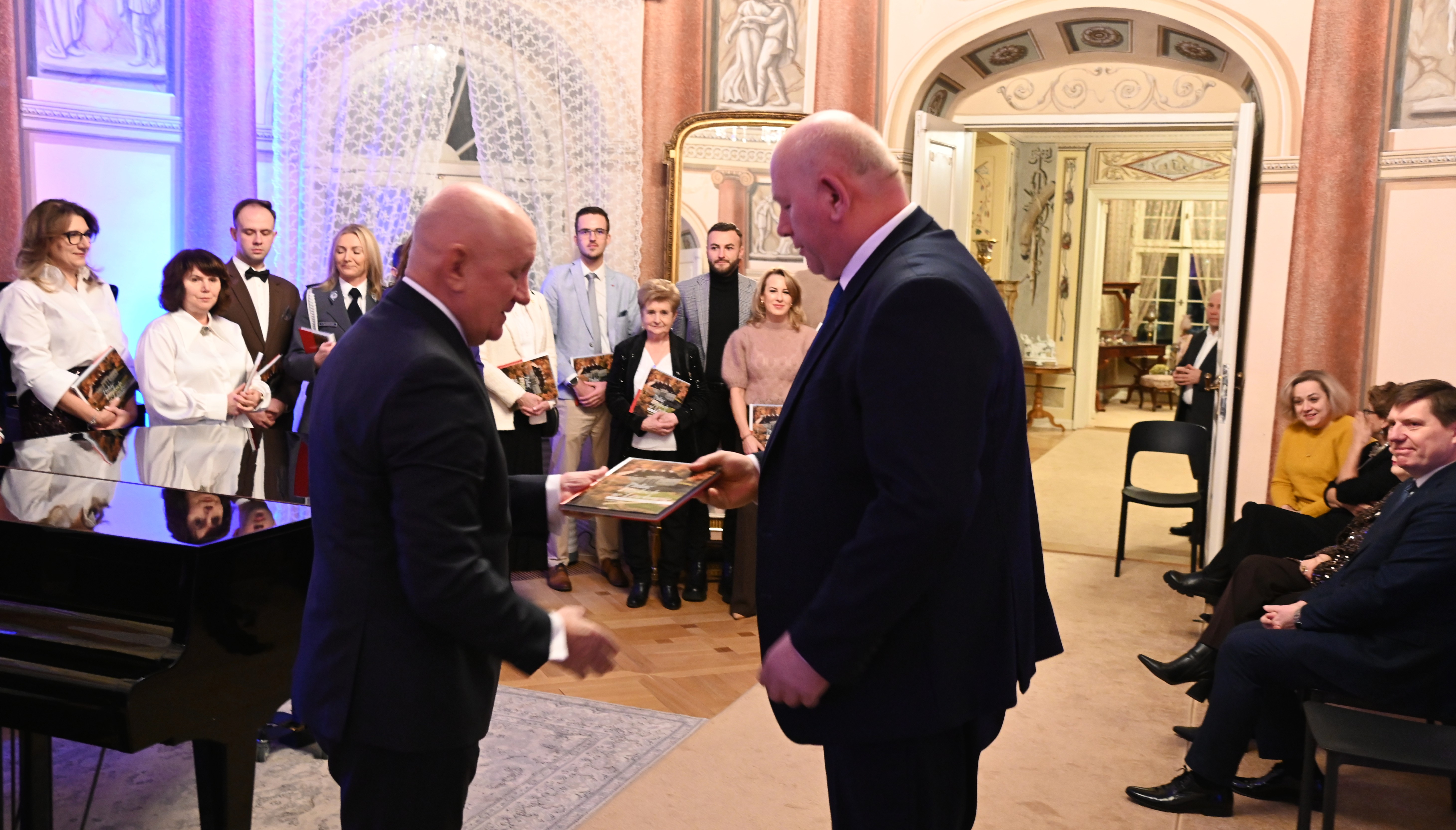 * PaweĹ&sbquo; Ĺ&scaron;widerski (1)