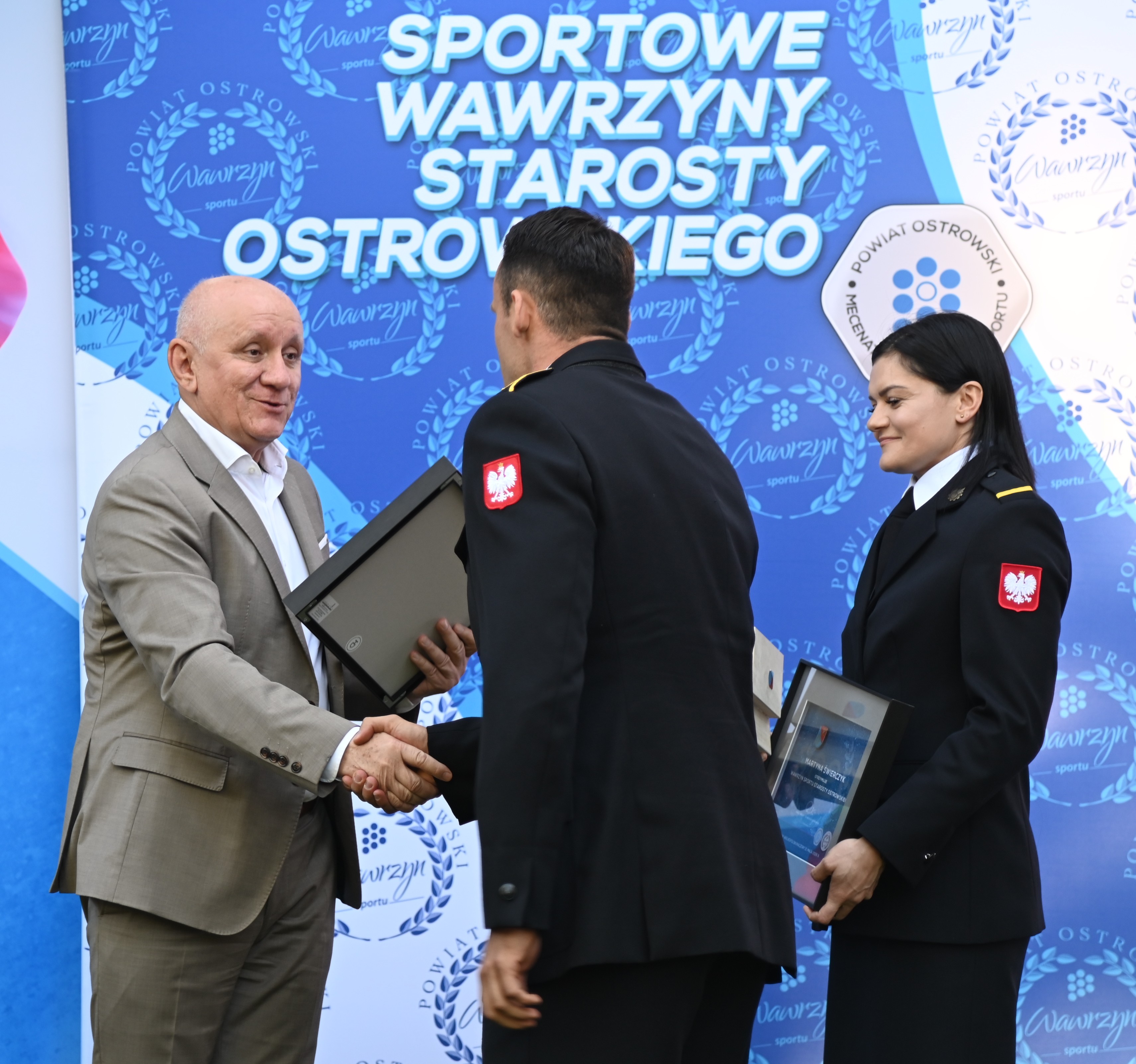 * 3. Martyna Ĺ&scaron;wierczyk Mateusz Delinger (1)
