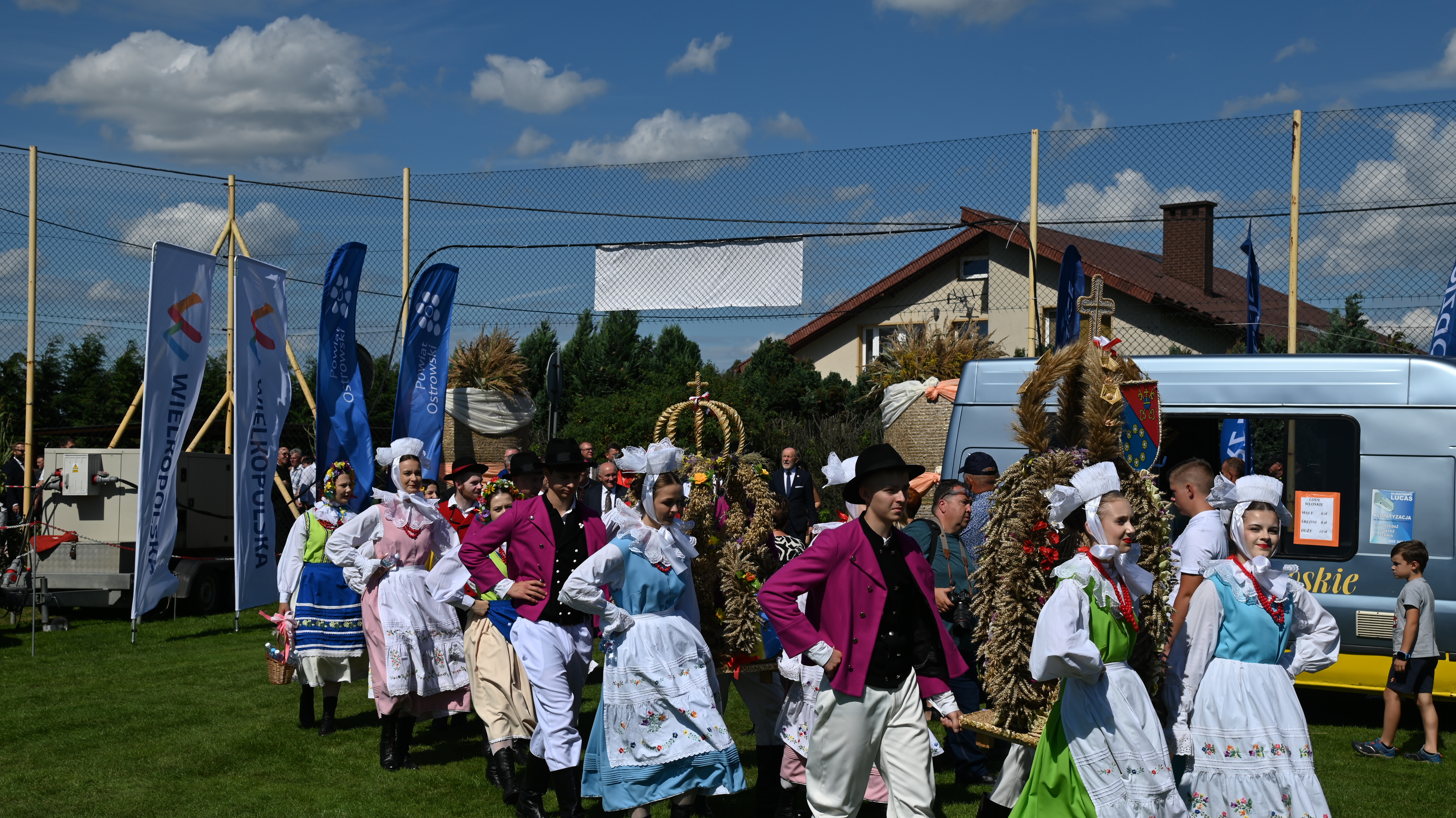 * Czarnylas 2 (68)